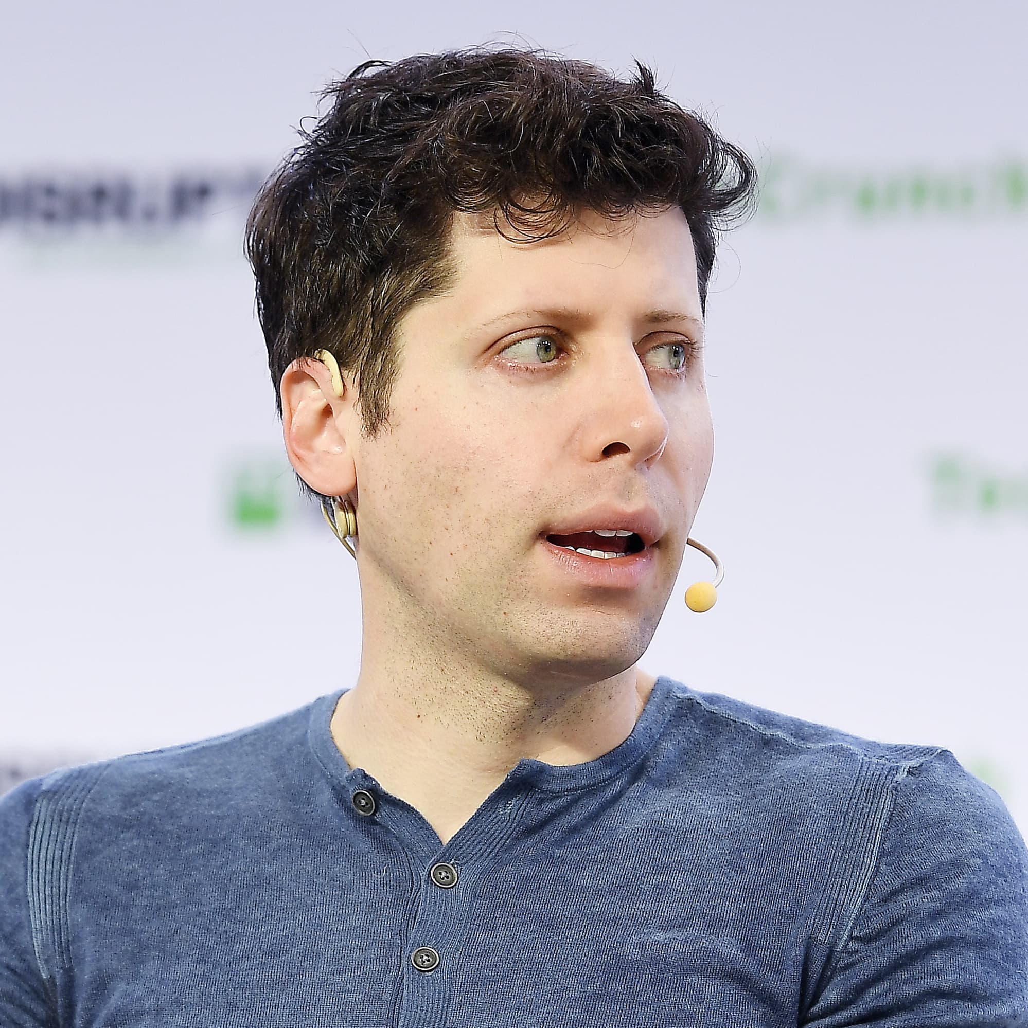 el-ocaso-de-los-gigantes-de-la-ia-sam-altman-y-el-fin-de-la-era-de-los